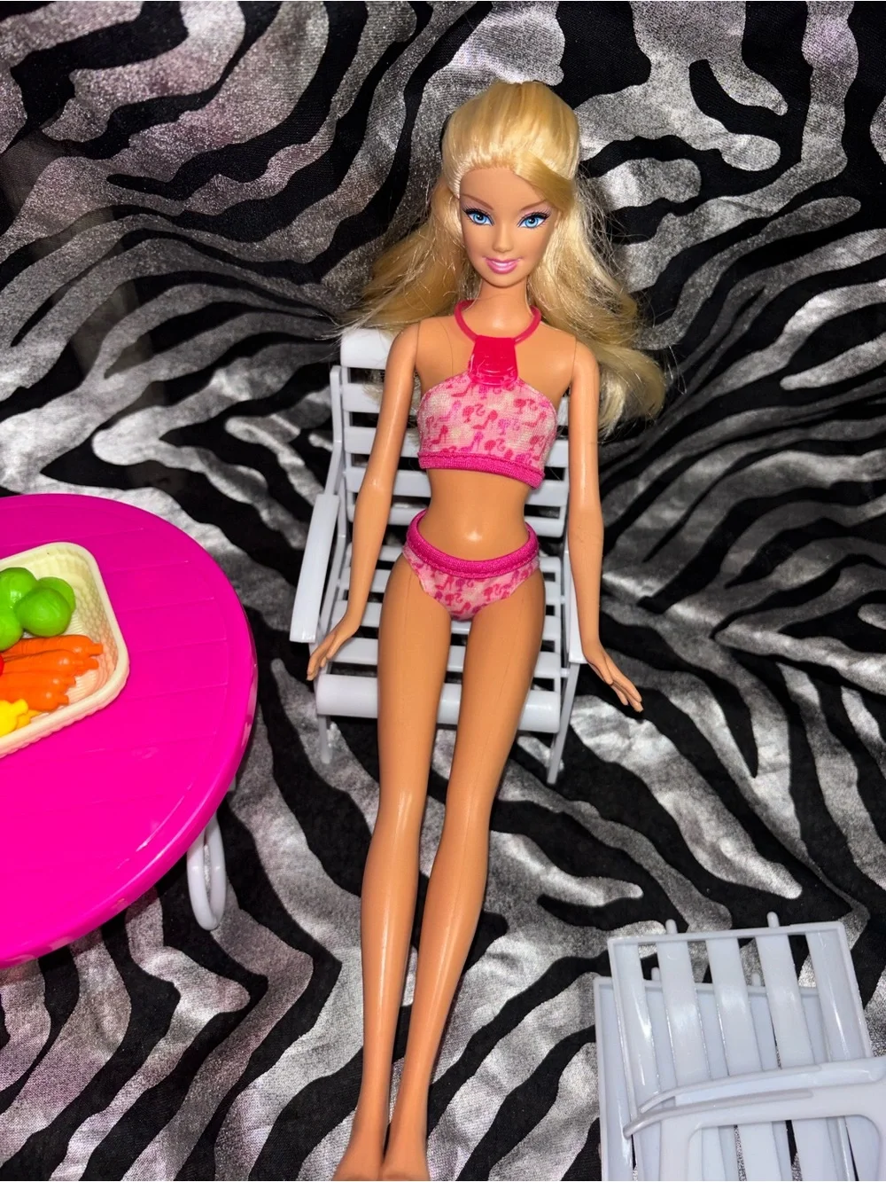 Barbie beach barbies